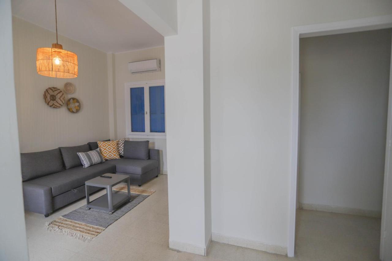Traditional Town Garden Apartment Rhodes City