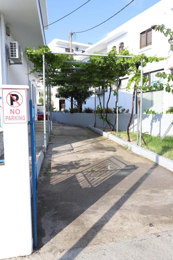Apartment Traditional Town Garden